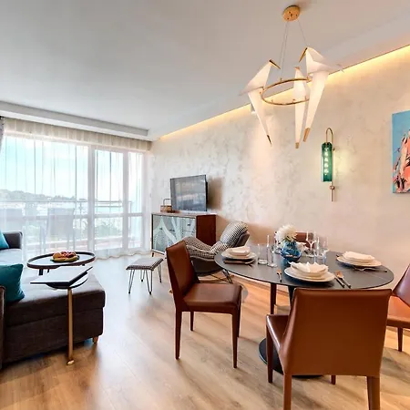 Beachfront Smart Homes By Marty's * Napospart